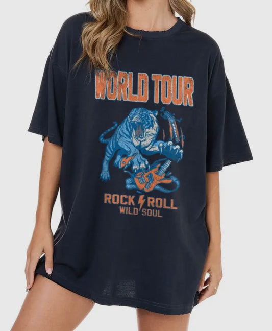 Oversized World Tour Graphic Tee